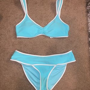 Aerie scoop neck teal swimsuit with piping